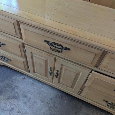 Bedroom Dresser With Mirror