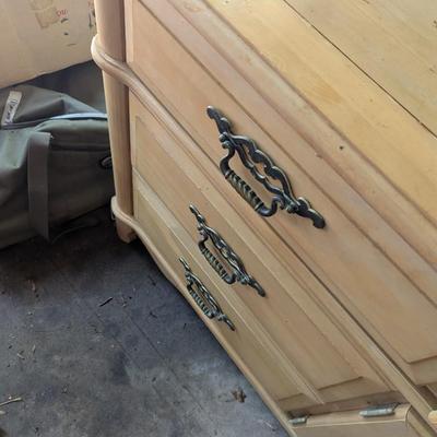Bedroom Dresser With Mirror