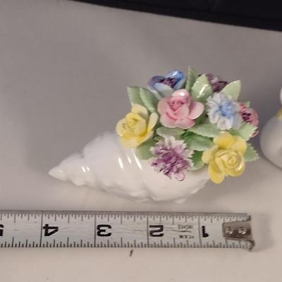 Pair of Porcelain Miniature Posy Figurines- Swan and Seashell