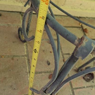 Metal Plant Stands