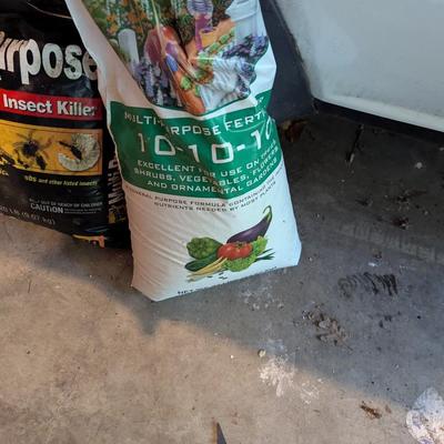Greenview 10-10-10 Fertilizer & Lawn & Garden Insect Killer