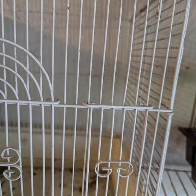 Vintage President Pet Products White Taj Mahal Top Shape Bird Cage