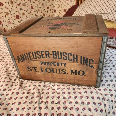 Anheuser Busch Beer St. Louis MO Wooden Crate with Lid Bar Man Cave