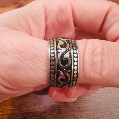 Cool Silver Tone Ring