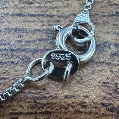 Cute Bee Pendant with chain