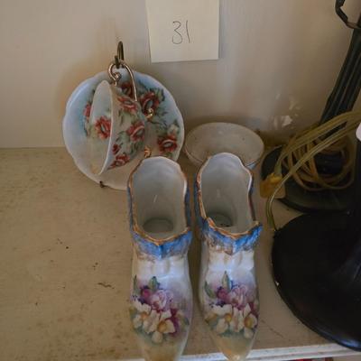 Ceramic lot