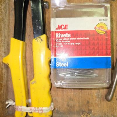 Hog Ring Tools, Rivet Gun, Pliers & Accessories Lot