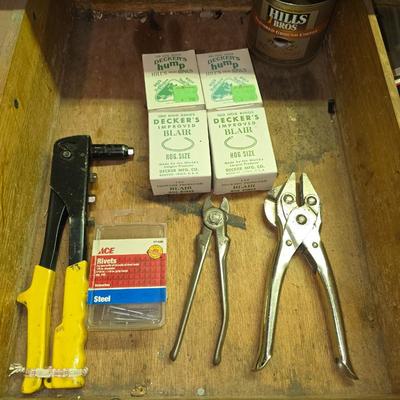 Hog Ring Tools, Rivet Gun, Pliers & Accessories Lot
