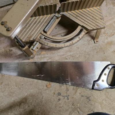Craftsman metal Miter Box with Sandvik Hand Saw – Manual Miter Cutting Setup