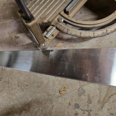 Craftsman metal Miter Box with Sandvik Hand Saw – Manual Miter Cutting Setup