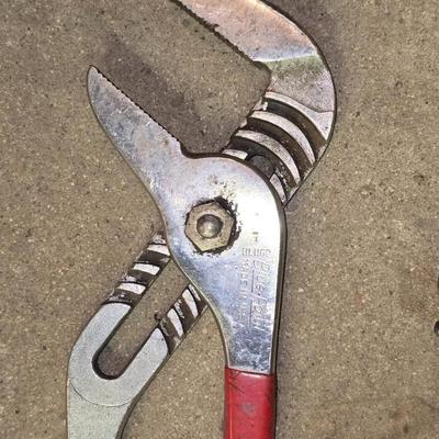 2 Heavy-Duty Hand Tools – Channel Lock Pliers & Bolt Cutters