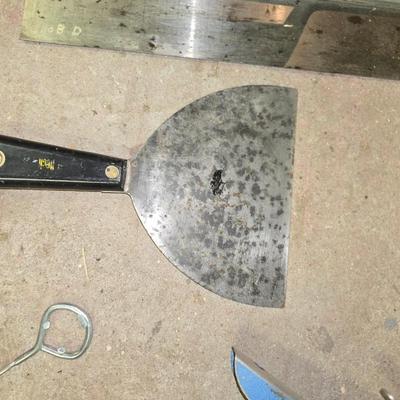 Drywall & Masonry Tools – Caulk Gun, Trowels, Knives & More