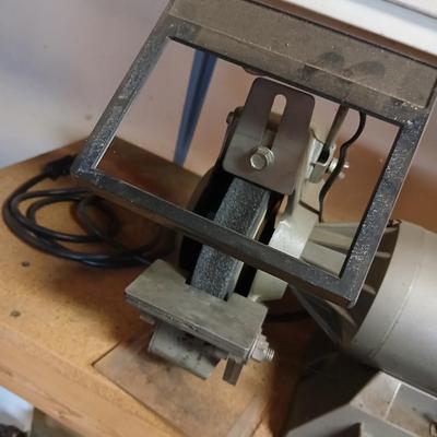 Montgomery Ward Powr-Kraft Ball Bearing Bench Grinder, model 8134