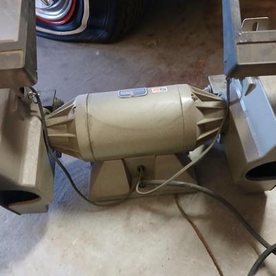 Montgomery Ward Powr-Kraft Ball Bearing Bench Grinder, model 8134