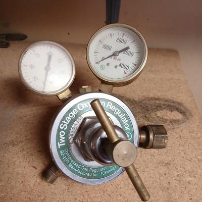 Two Stage Oxygen Regulator – Model 92-110 (JCPenney, UL Listed)