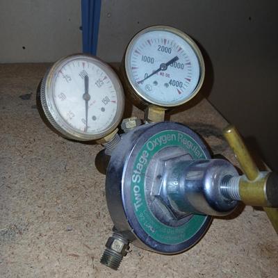 Two Stage Oxygen Regulator – Model 92-110 (JCPenney, UL Listed)