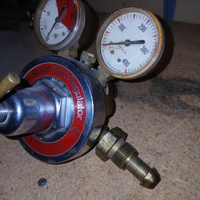 Two Stage Compressed Gas Regulator – Harris for JCPenney (Model Listed650L)