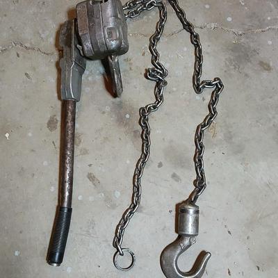 Yale 3/4 Ton Manual Chain Hoist – Model E Pull Lift (Forest City, Ark.)