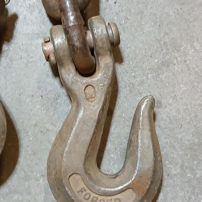 Approx. 20 Ft Heavy Duty Steel Tow/Lifting Chain with Forged Hooks