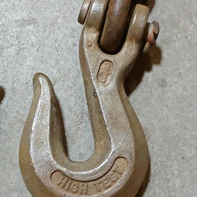 Approx. 20 Ft Heavy Duty Steel Tow/Lifting Chain with Forged Hooks