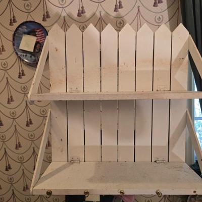 White Shelf