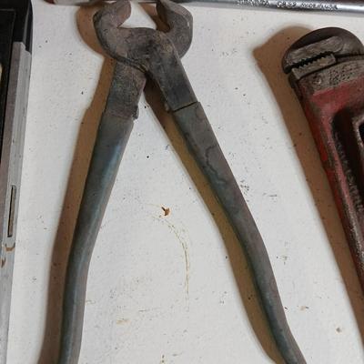 Mixed Hand Tool Lot with Craftsman Bag