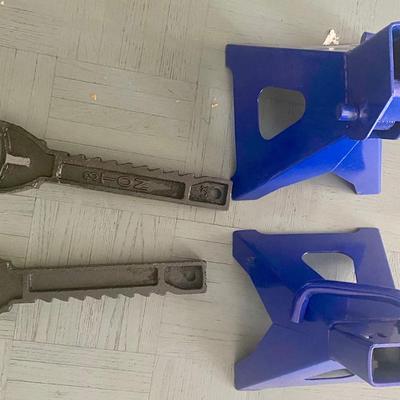 3-Ton Jack Stands (Pair) — Heavy Duty — Used Once