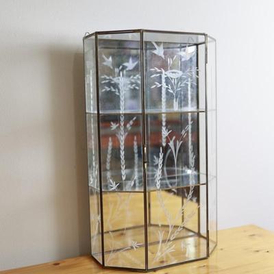Vintage Large Mirrored Etched Glass Brass Curio Cabinet Display Case Shelf