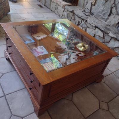 Solid Wood Pine Finish Display Curio Top Coffee Table (No Contents)