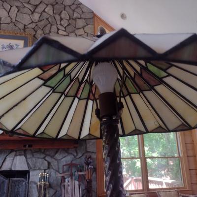 Tiffany Style Shade Floor Lamp with Ruffled Design Shade and Metal Post