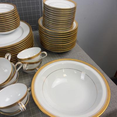WOW Noritake GOLD RIDGE Pattern China for 12 - 7 Pieces for each Setting PLUS 7 Matching Serving Pieces