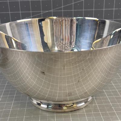 Elegant REED & BARTON James Town Salad Bowl - NICE