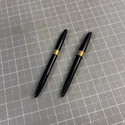 2 Black Pens, Fountain, 1 Shaffer