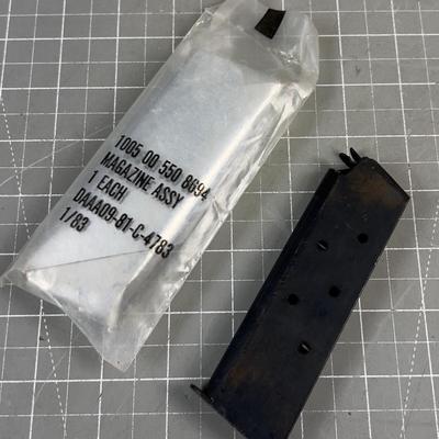 2 Magazine: 1911-  45 Auto