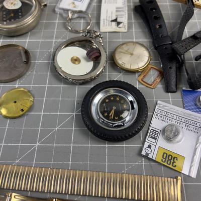 Large Lot of Parts & Piece with Vintage Watches