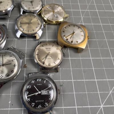 10 VINTAGE Men's 60's& 70 Wrist Watches.