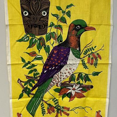 vintage NEW ZEALAND WOODPIGEON SOUVENIR LINEN TABLECLOTH 1950s 