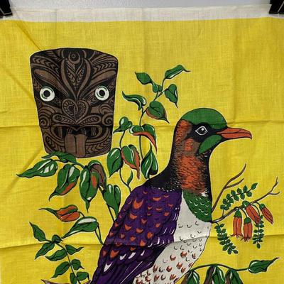 vintage NEW ZEALAND WOODPIGEON SOUVENIR LINEN TABLECLOTH 1950s 