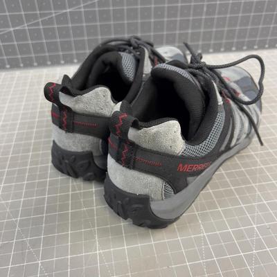 Merrills Men's Hike Shoes, lightly used.