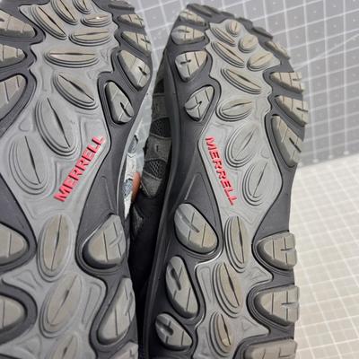 Merrills Men's Hike Shoes, lightly used.