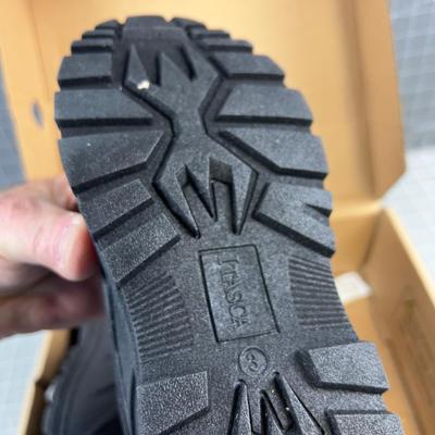 Kids Size 3 Snow Boot
