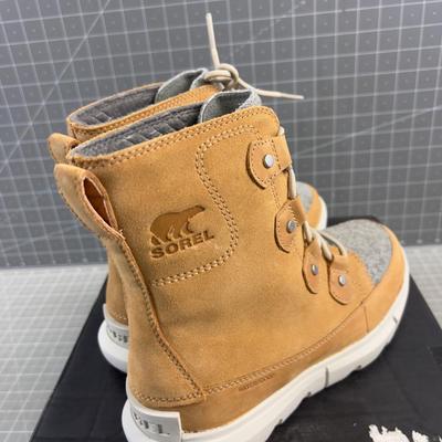 SOREL Explorer Women's 