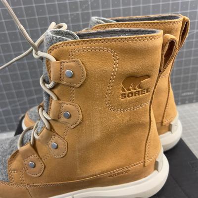 SOREL Explorer Women's 