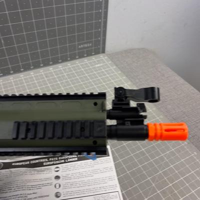 Cyber Air Soft BB Gun, New 
