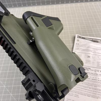 Cyber Air Soft BB Gun, New 