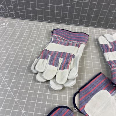 3 Pair of Leather Work Gloves 
