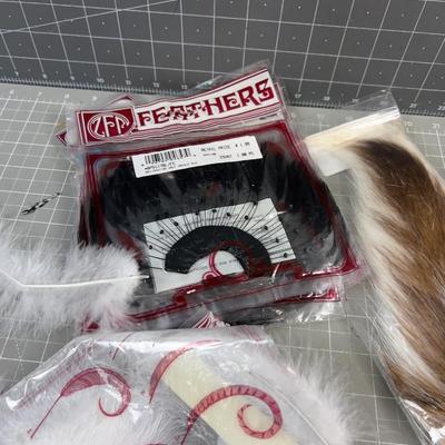 Fly Tie Supplies - Lots of FEATHERS