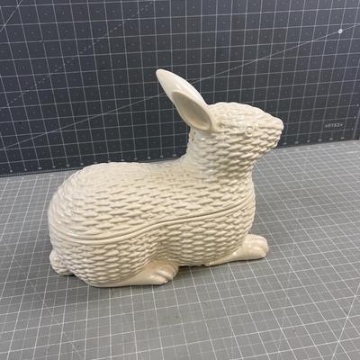 Rabbit Basket Pattern, Lidded, Covered Jar