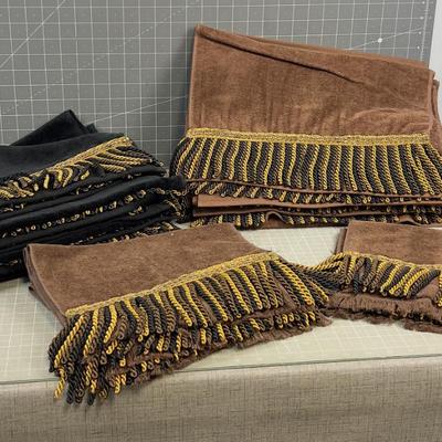 TOWELS: Black & Brown 100% Cotton 