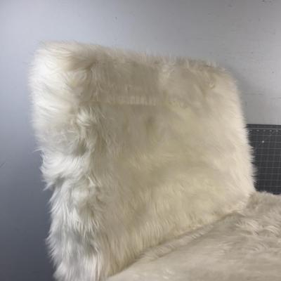 Fuzzy Chair that needs a Leg REPAIR